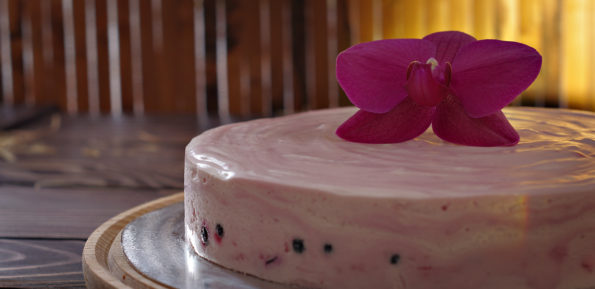 нежный йогуртовый торт с ягодами